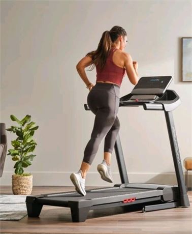 *ProForm Trainer 8.7 Folding Treadmill