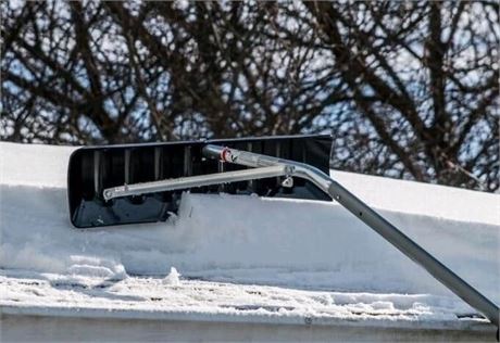 True Temper 17ft. Telescoping Roof Rake