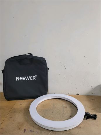 NEEWER 55W 18"/45cm Ring Light