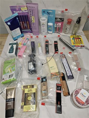 30PCS Cosmetics And Self Care Bundle
