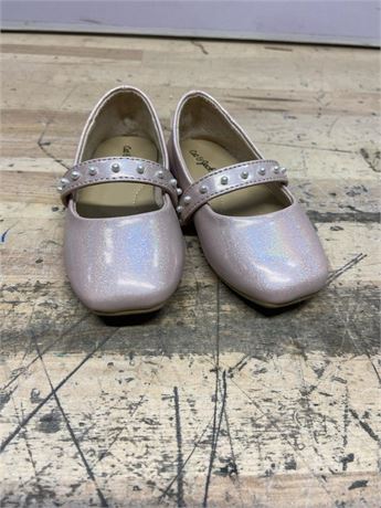 (Size 6) Cat& Jack Girls Elle Flats