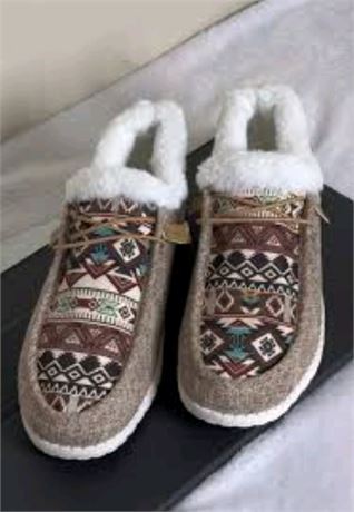(Size 41) Women's Thermal Lined Canvas Slip-On