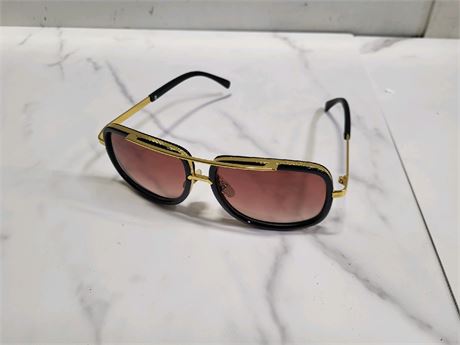 Retro Trendy Aviator Sunglasses Women Men