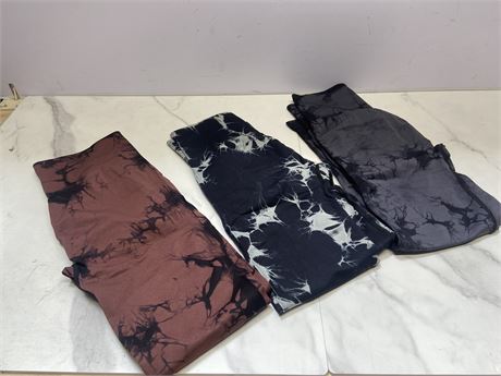 (M) Women’s Lot of 3 Tie-Dye Leggings