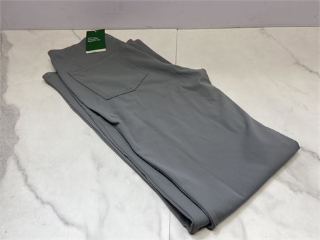 (M) Women’s Gray Pants