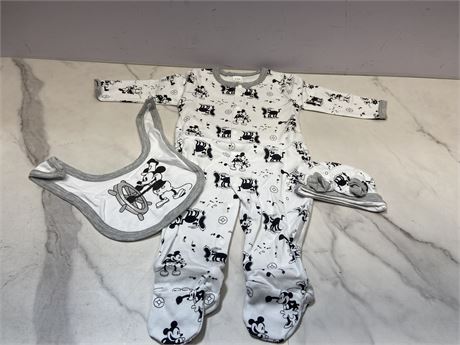 (3-6Months) Size Disney Baby Clothing Set