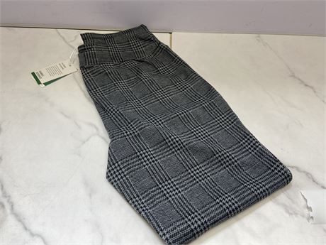 (L) Women’s Plaid Patterned Pants