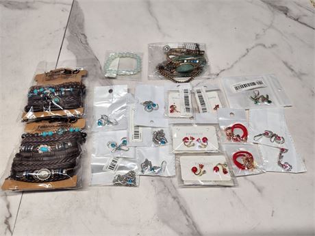 Lot of Miscellaneous Jewelry