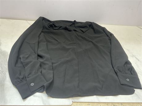 (L) Women’s Black Long Sleeve Shirt