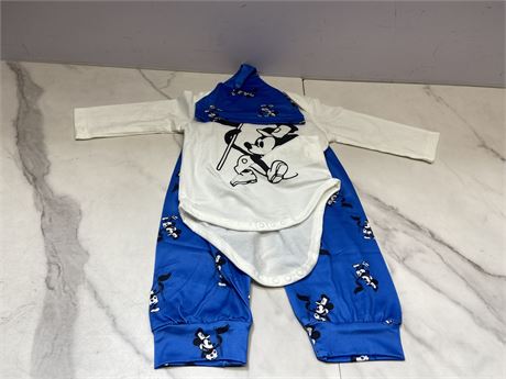 (3-6Months) Size Baby Outfit with Cartoon Design
