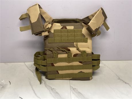 Camouflage Tactical Vest