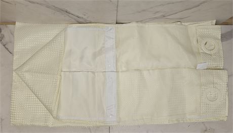 72"x75" Cream Shower Curtain Set