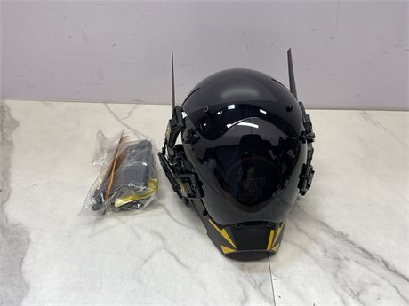 Tactical Helmet with Accessories