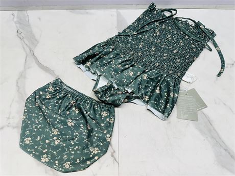 (4-5y)Floral Green Swimsuit Set