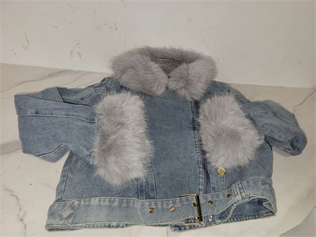 (M) Denim Jacket with Faux Fur Trim
