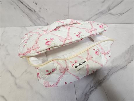 Floral Quilted Make-Up Bag