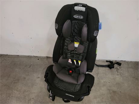 Graco 4Ever Extend2Fit DLX 4-in-1 Car Seat