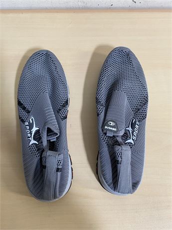 Size 10.5 men’s-Gray Mesh Sports Shoes