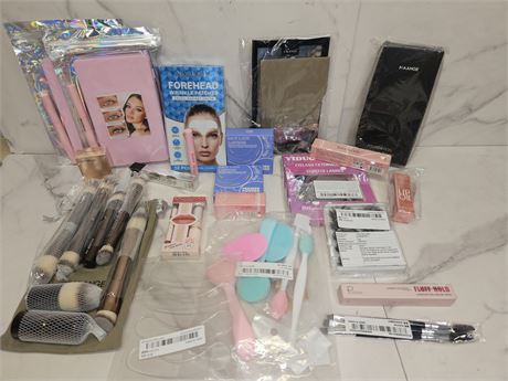 Mixed Cosmetics Lot