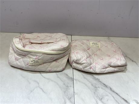Quilted Cosmetic Bag Set