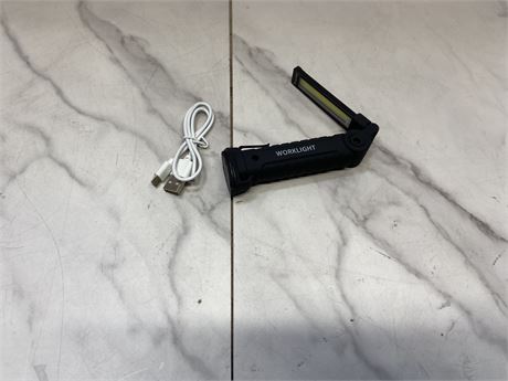 Rechargeable Worklight with USB Cable