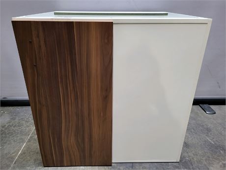 1 Door Base Corner Cabinet (Swings Right)