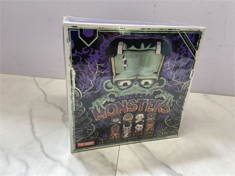 Universal Monsters Pop Mart Set