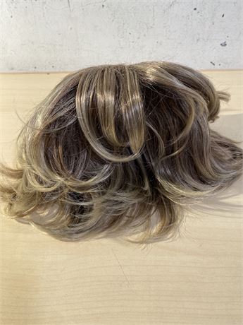 Blonde Brown Wig