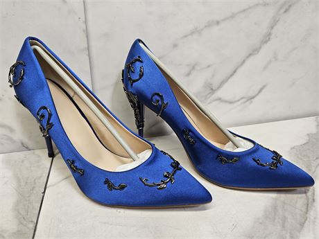 Apprx Size 5.5-6 Blue Embellished High Heels