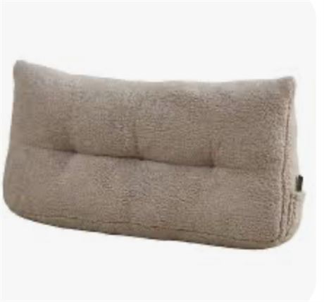 Casual Living Wedge Pillow  (20�x39�x11�)