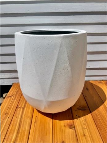 64qt. Planter