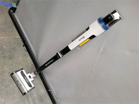 *Shark Cordless Pro Vacuum