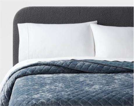 (King) Luxe Diamond Stitch Velvet Quilt