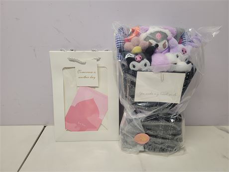 Gift and Plush Toy Lot