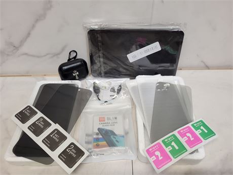 Mixed Electronics Accessories Lot