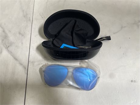 Sunglasses with Case and Cloth