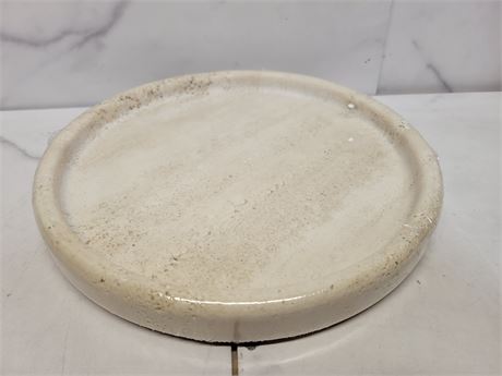 Round Stoneware Plate