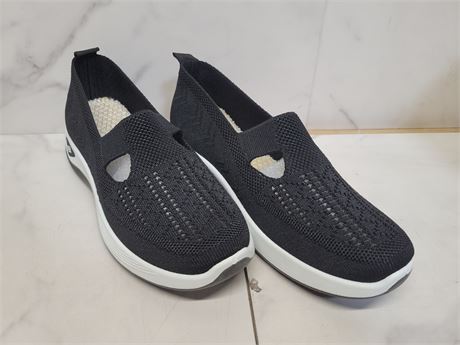 Size 38 Black Knit Slip-On Shoes